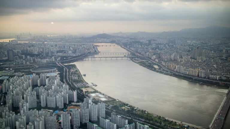 Han River in Seoul at sunset, setting for a Hangang ramen picnic